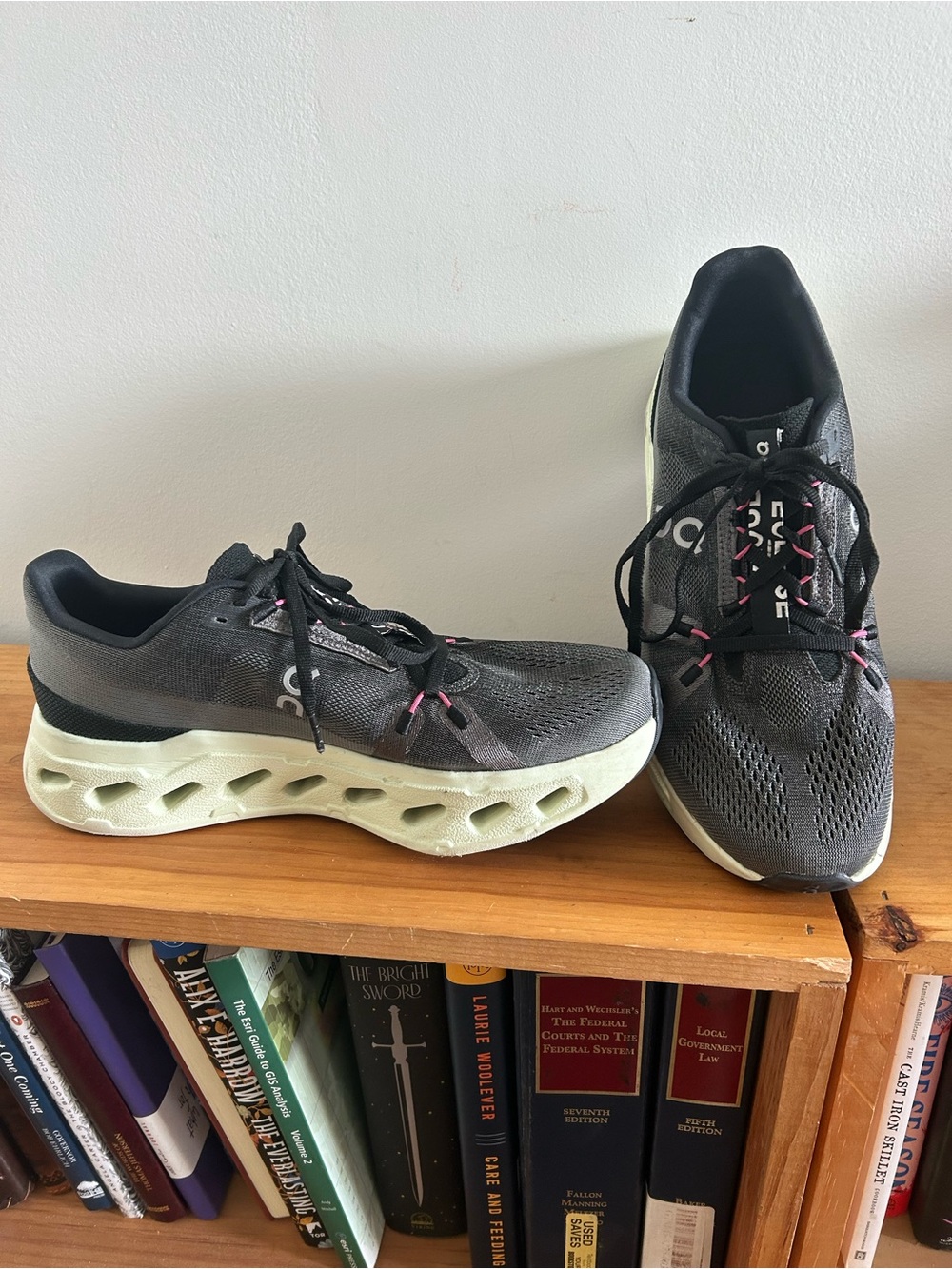 Barely worn ON ECLIPSE mint and grey sneakers
